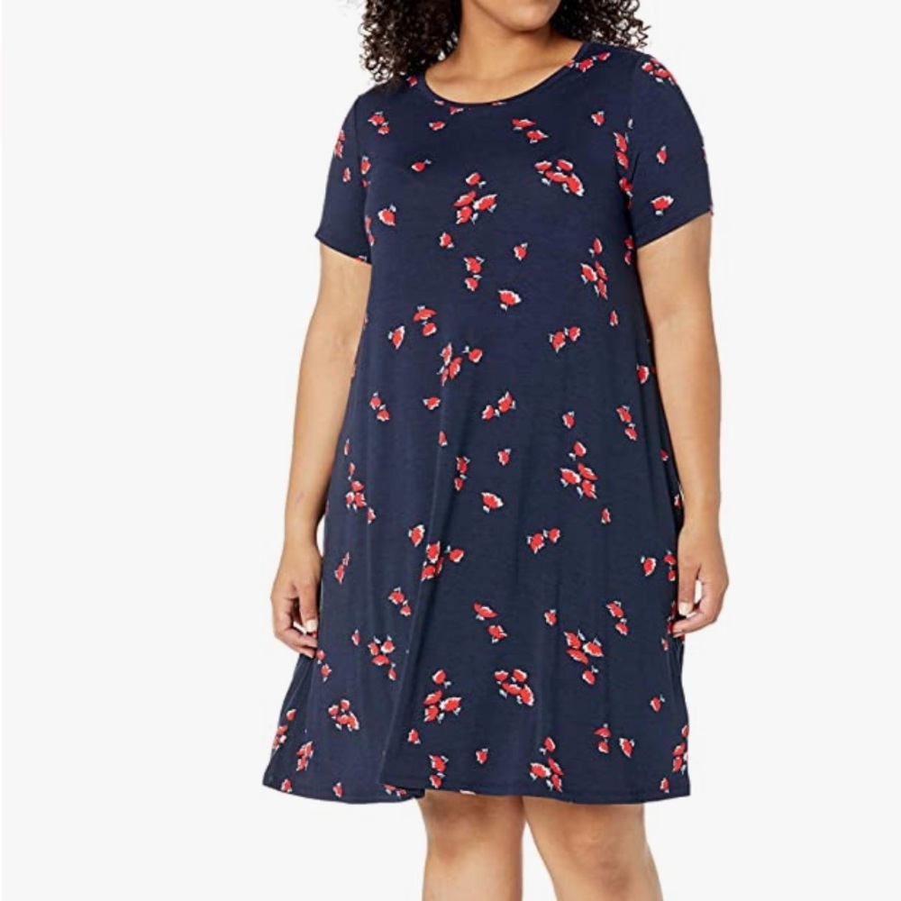 Amazon Essentials Womens Plus Size Short-Sleeve Scoopneck Swing Dress